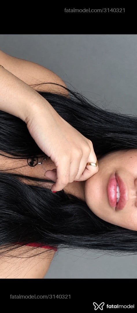 Acompanhante mulher morena (o) de olhos castanhos - Anninha