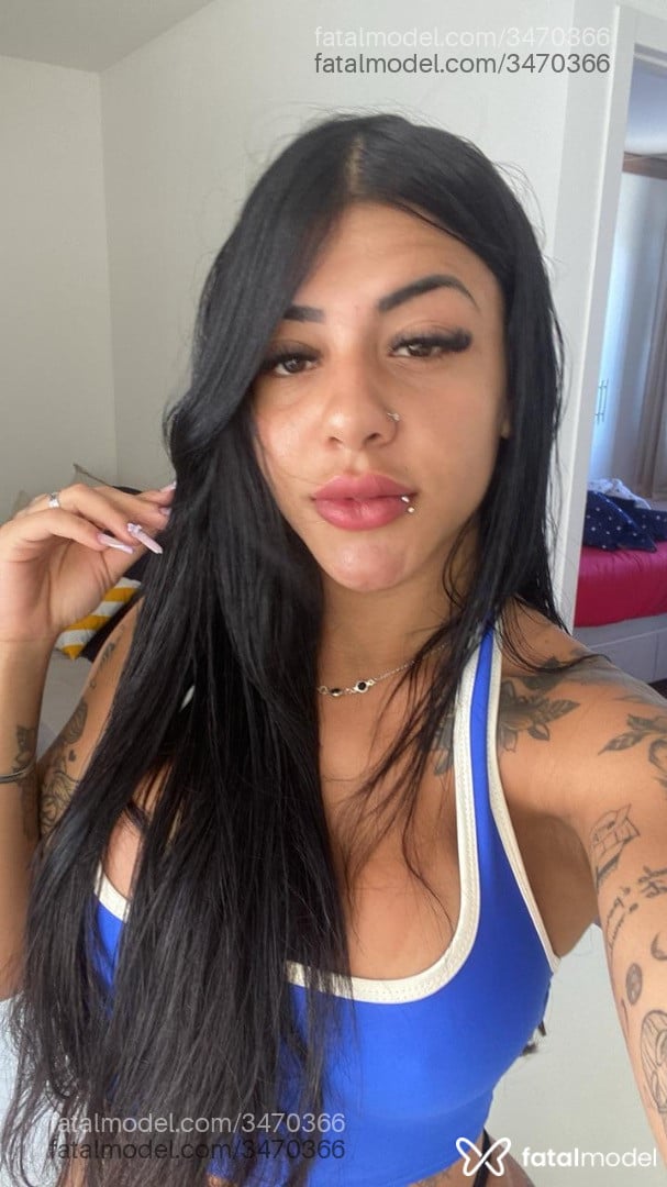 Acompanhante mulher morena (o) de olhos castanhos - Lara