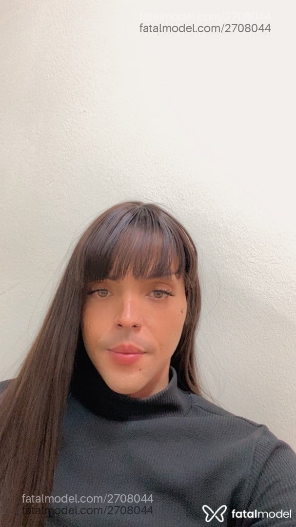 Acompanhante mulher trans morena (o) de olhos castanhos - Sophia