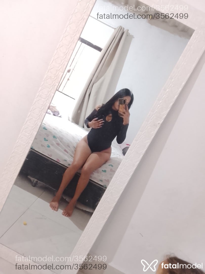 Acompanhante mulher morena (o) de olhos castanhos - Bruna