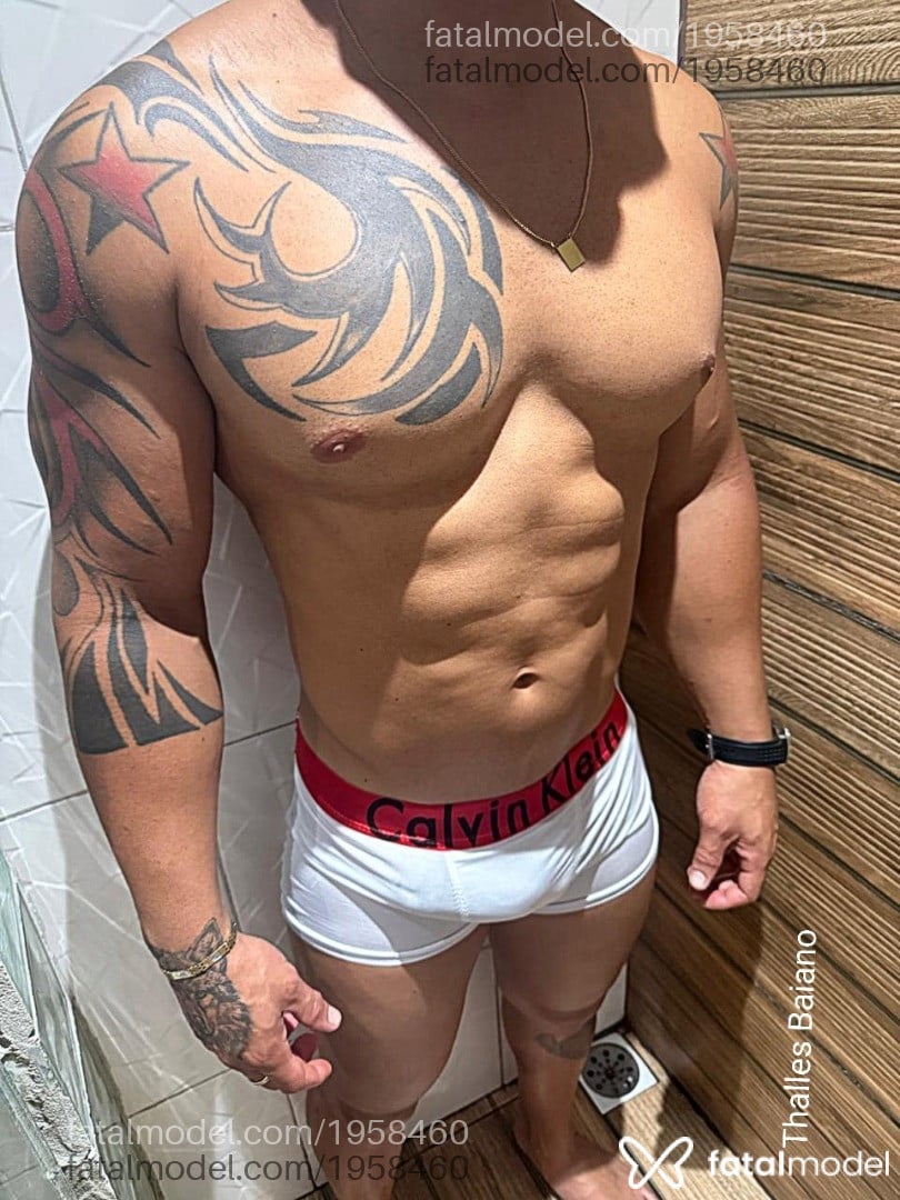 Acompanhante homem morena (o) de olhos castanhos - Thalles