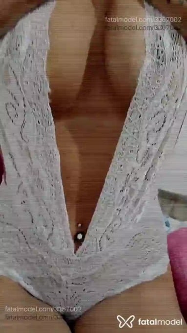 Acompanhante mulher morena (o) de olhos castanhos em Alvorada Acompanhante mulher morena (o) de olhos castanhos em Alvorada - Rubi