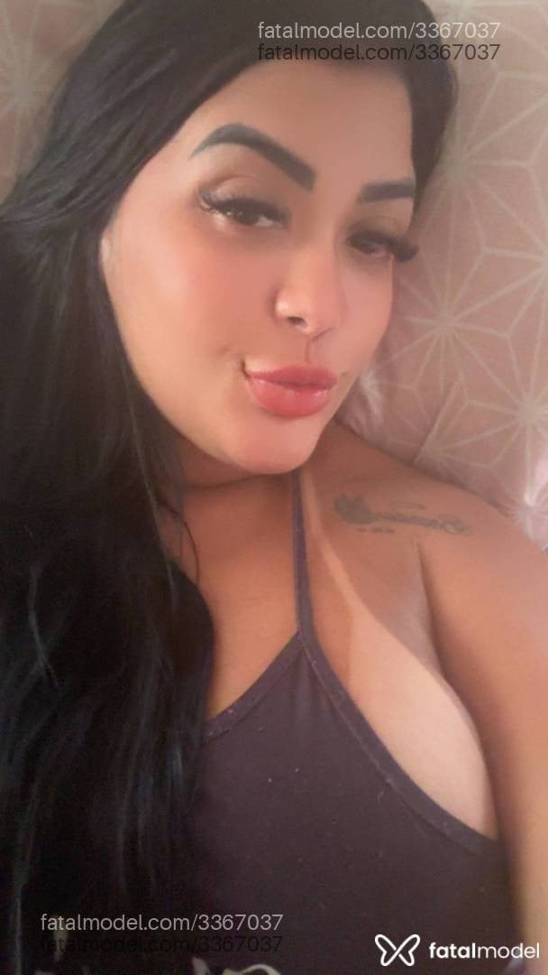 Acompanhante mulher morena (o) de olhos castanhos - Maya