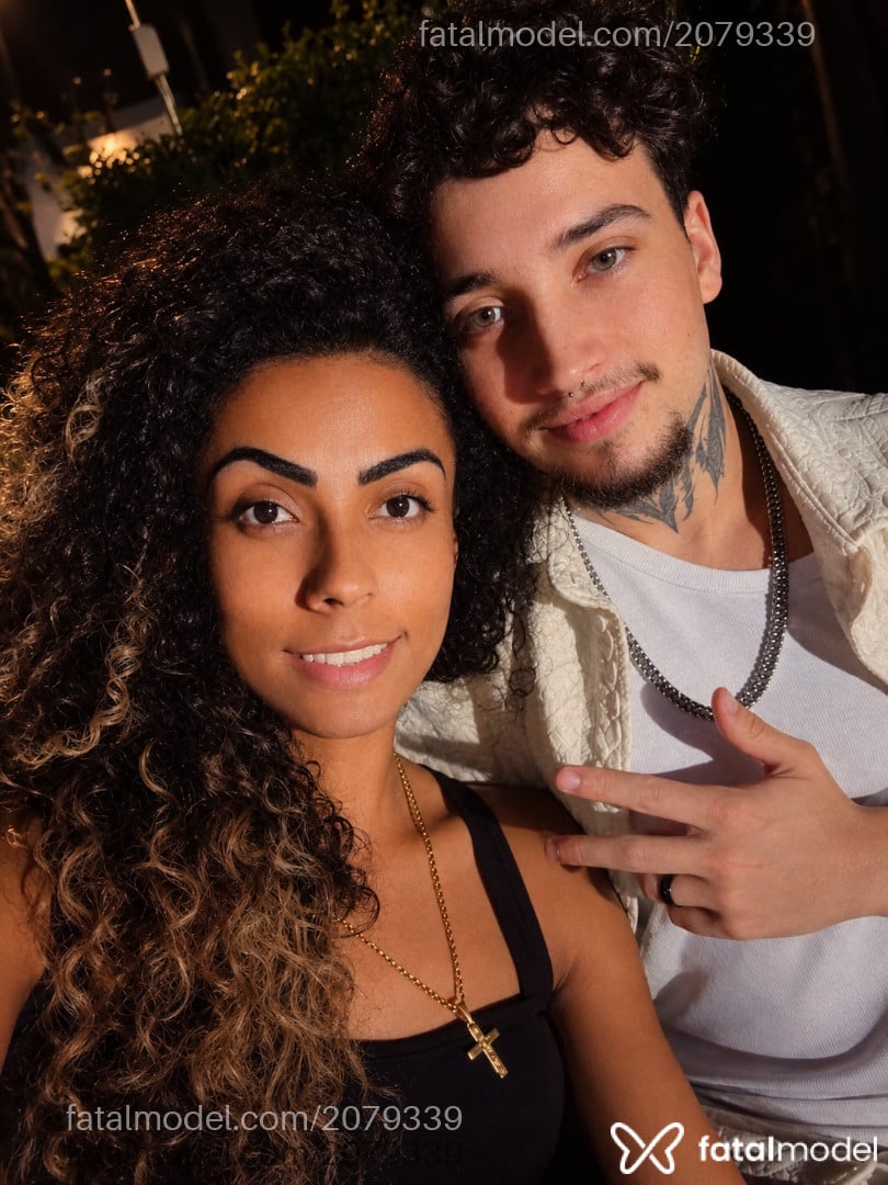Acompanhante mulher trans morena (o) de olhos castanhos - Lunna
