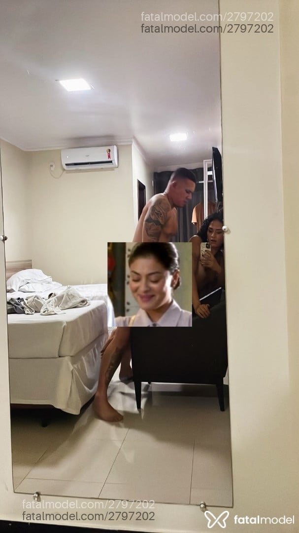 Acompanhante mulher trans morena (o) de olhos castanhos - Novinhatransex