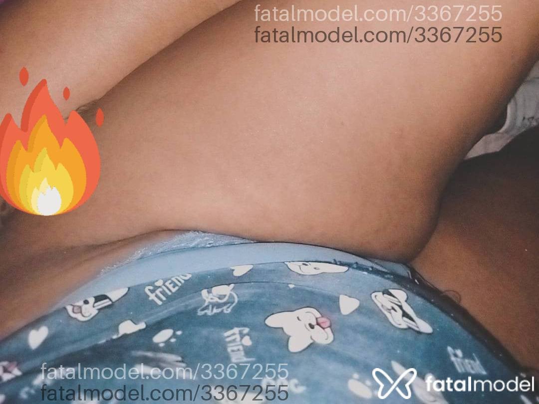 Acompanhante mulher com cabelo castanho de olhos castanhos - Tainara