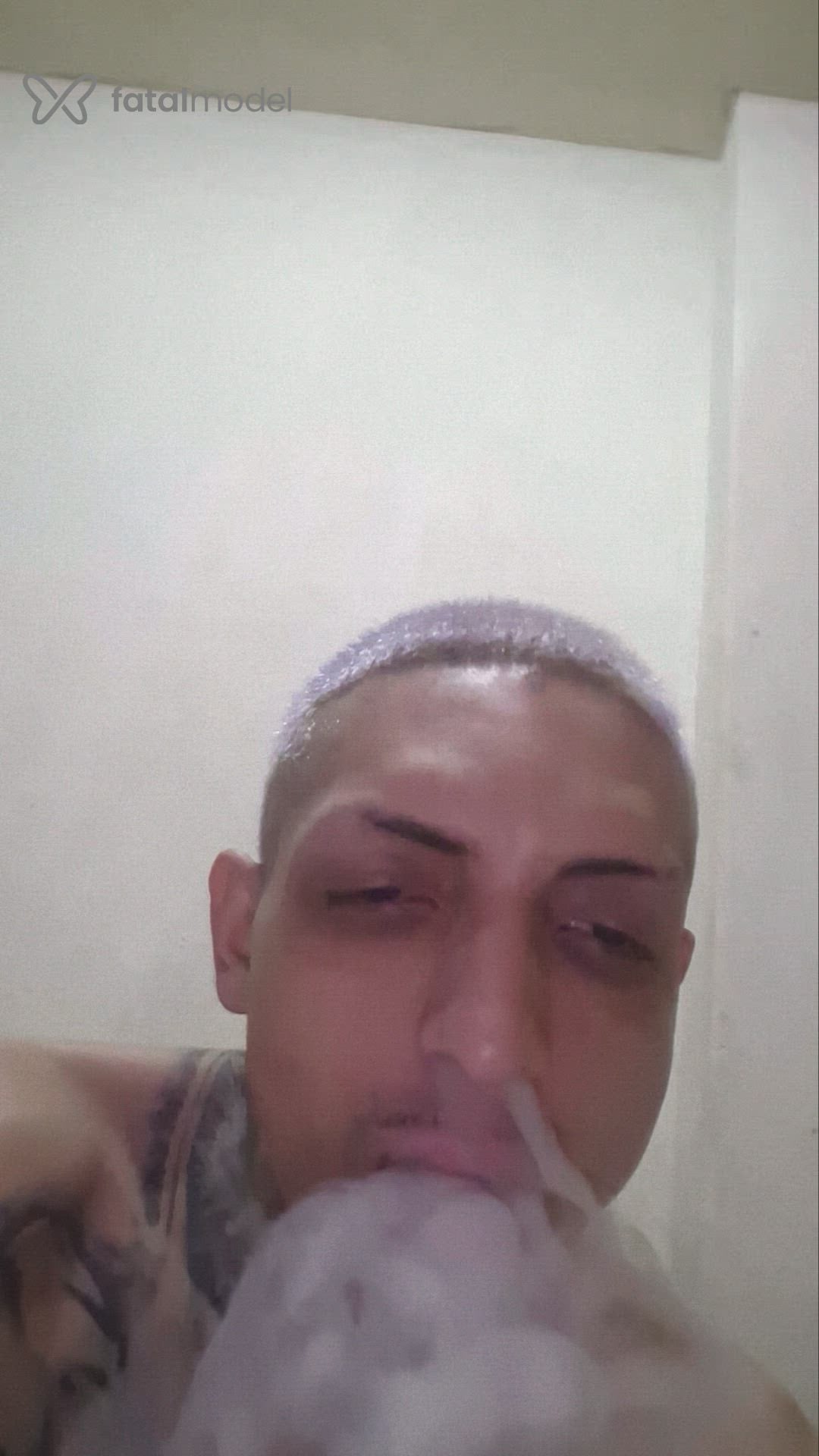 Acompanhante homem loira (o) de olhos mel - Marcus Nevss