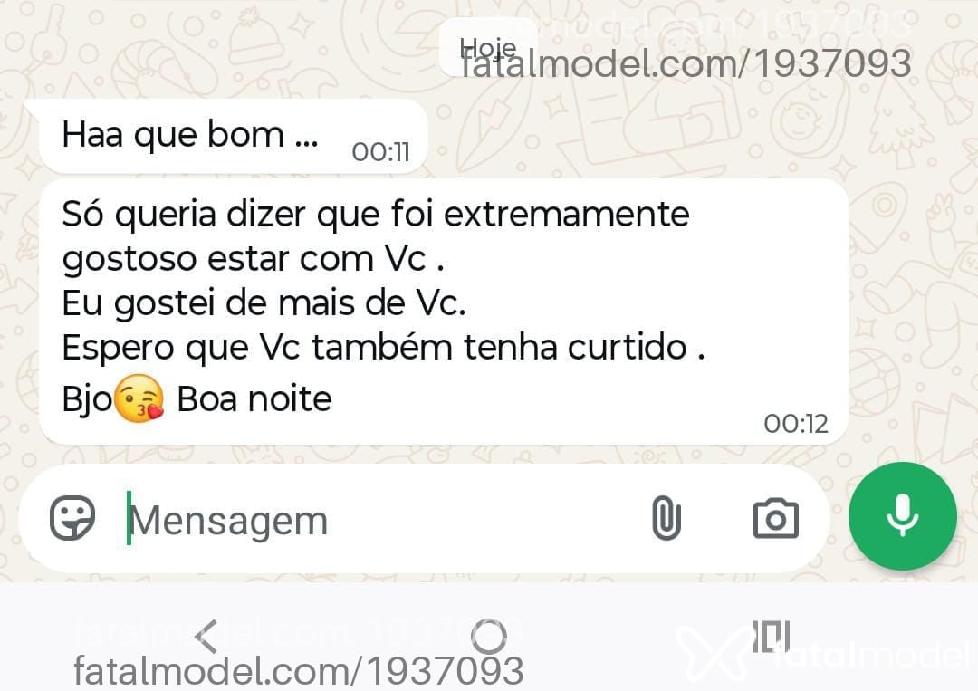 Acompanhante mulher com cabelo castanho de olhos mel - Maria Eduarda
