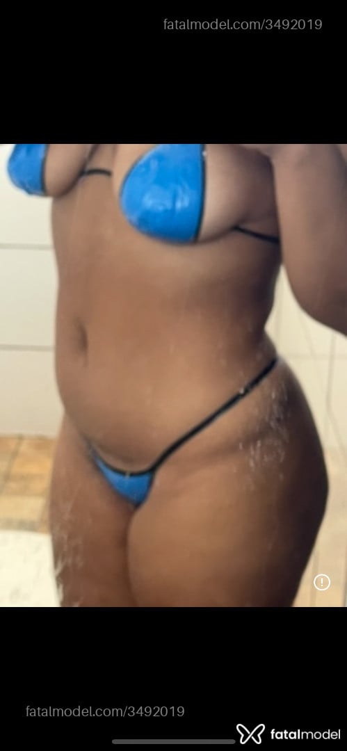 Acompanhante mulher morena (o) de olhos castanhos - Gabriela