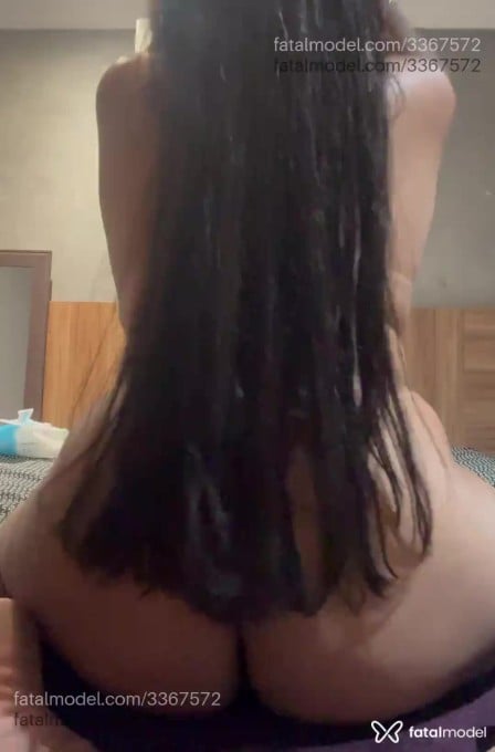 Acompanhante mulher morena (o) de olhos pretos em Balneário Camboriú - Majur