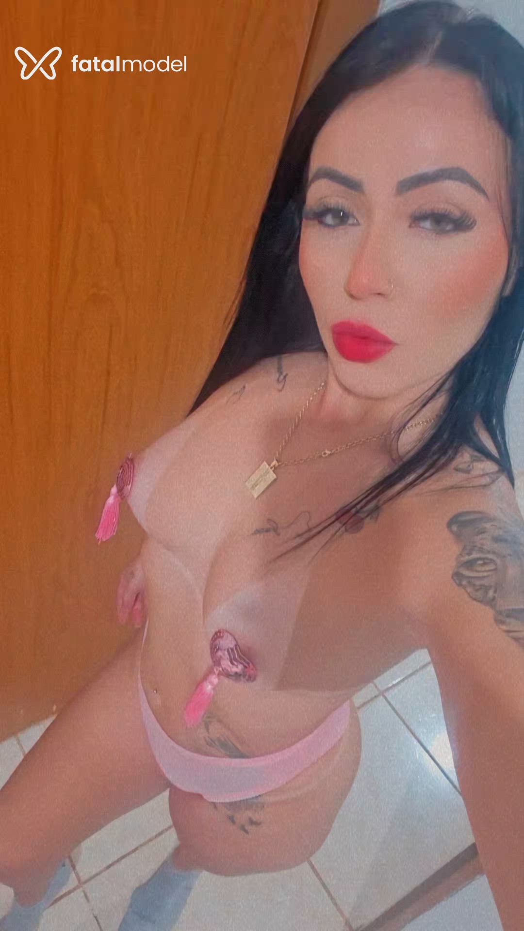 Acompanhante mulher morena (o) de olhos pretos - Jaque Silva Acompanhante mulher morena (o) de olhos pretos - Jaque Silva