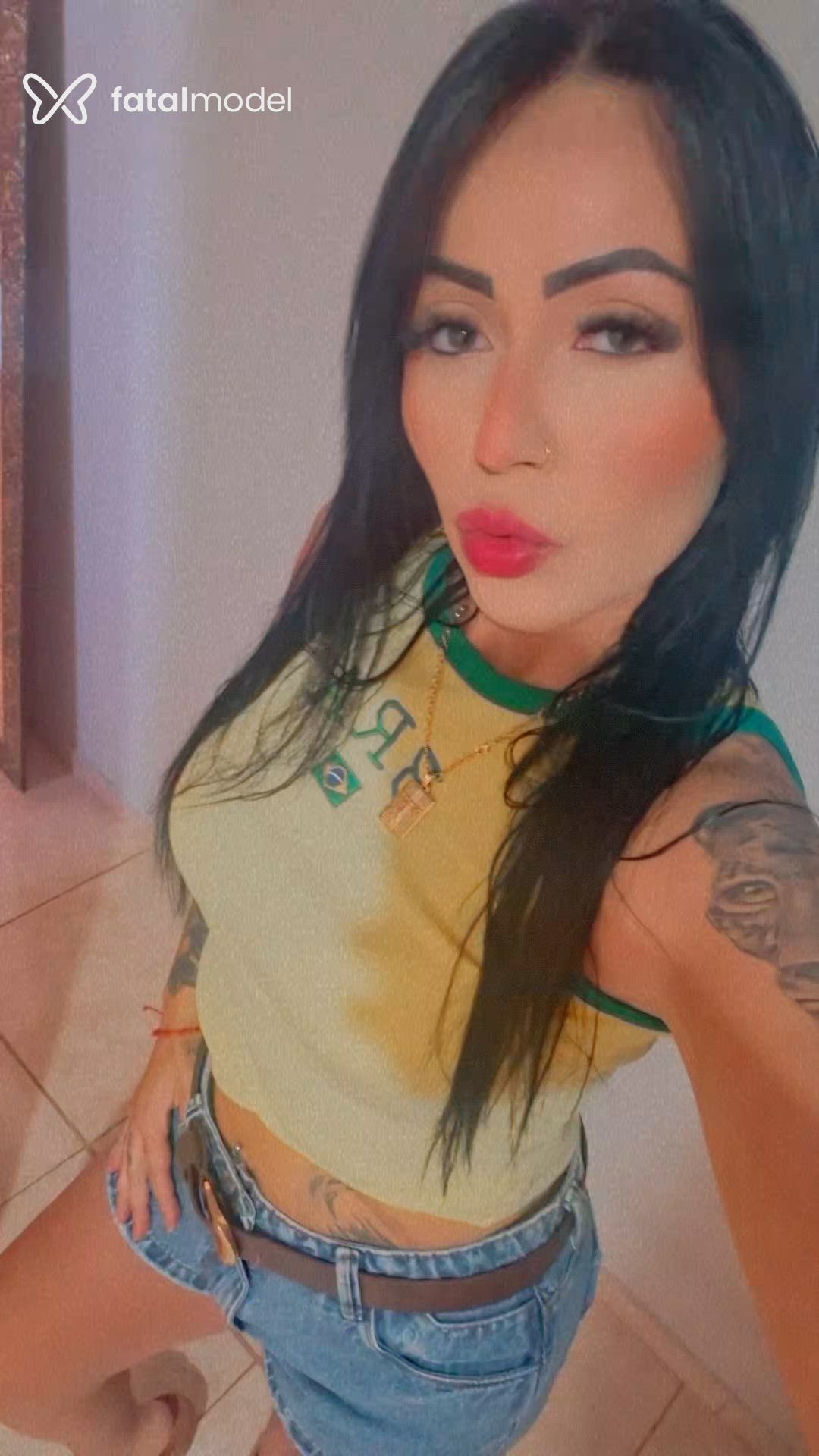 Acompanhante mulher morena (o) de olhos pretos - Jaque Silva Acompanhante mulher morena (o) de olhos pretos - Jaque Silva