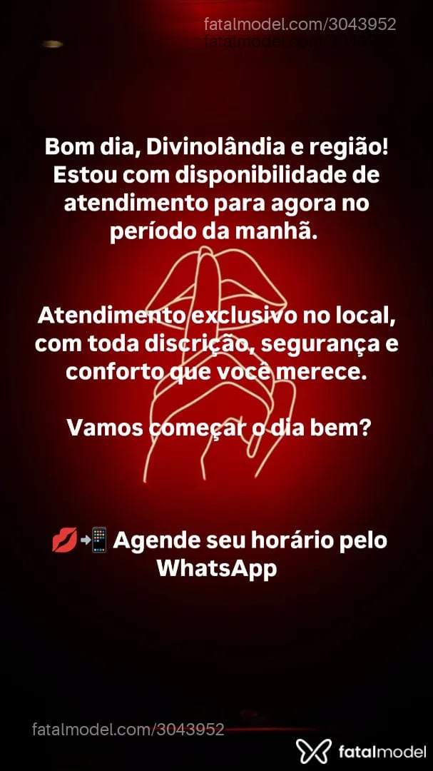 Acompanhante mulher trans com cabelo castanho de olhos castanhos - Luna Paciotti