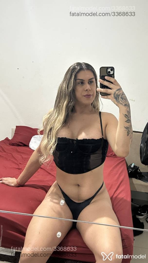 Acompanhante mulher trans loira (o) de olhos castanhos em Itajubá - Nicolly