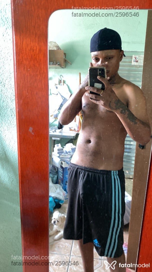 Acompanhante homem morena (o) de olhos pretos - Keneddy