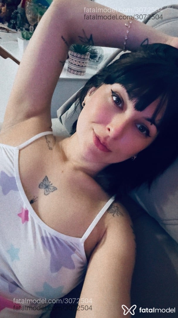 Acompanhante mulher morena (o) de olhos mel - Amanda