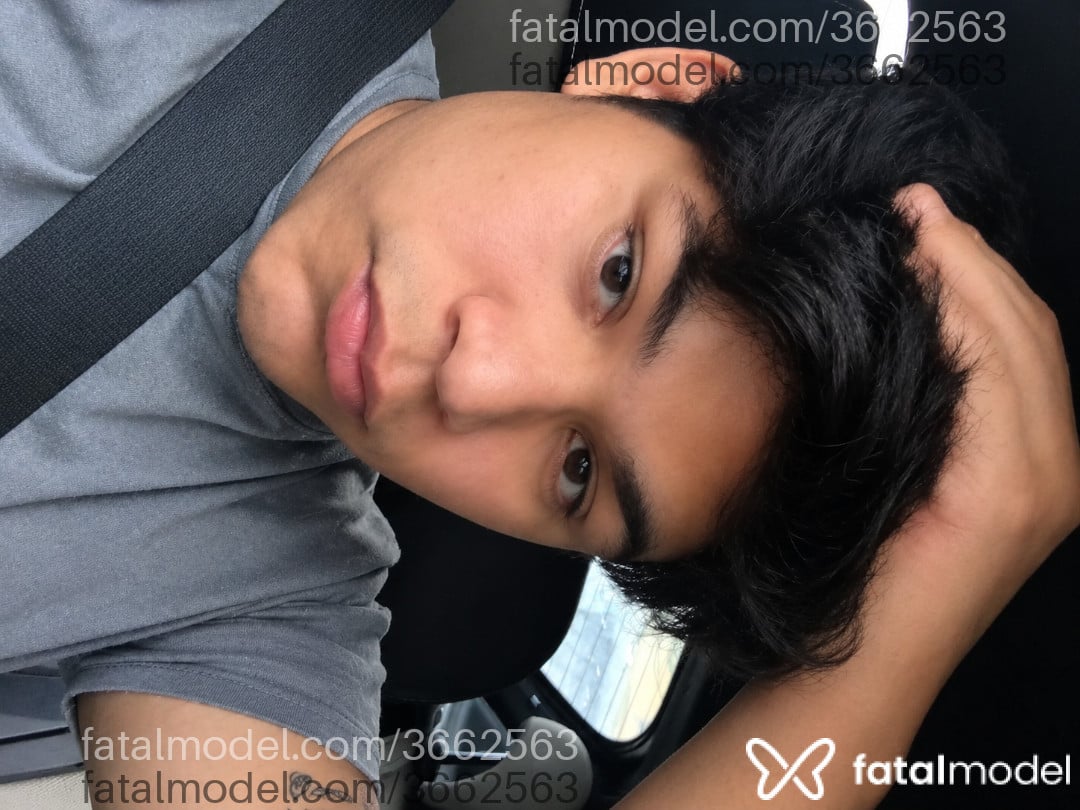 Acompanhante homem morena (o) de olhos castanhos - Ícaro Gabriel
