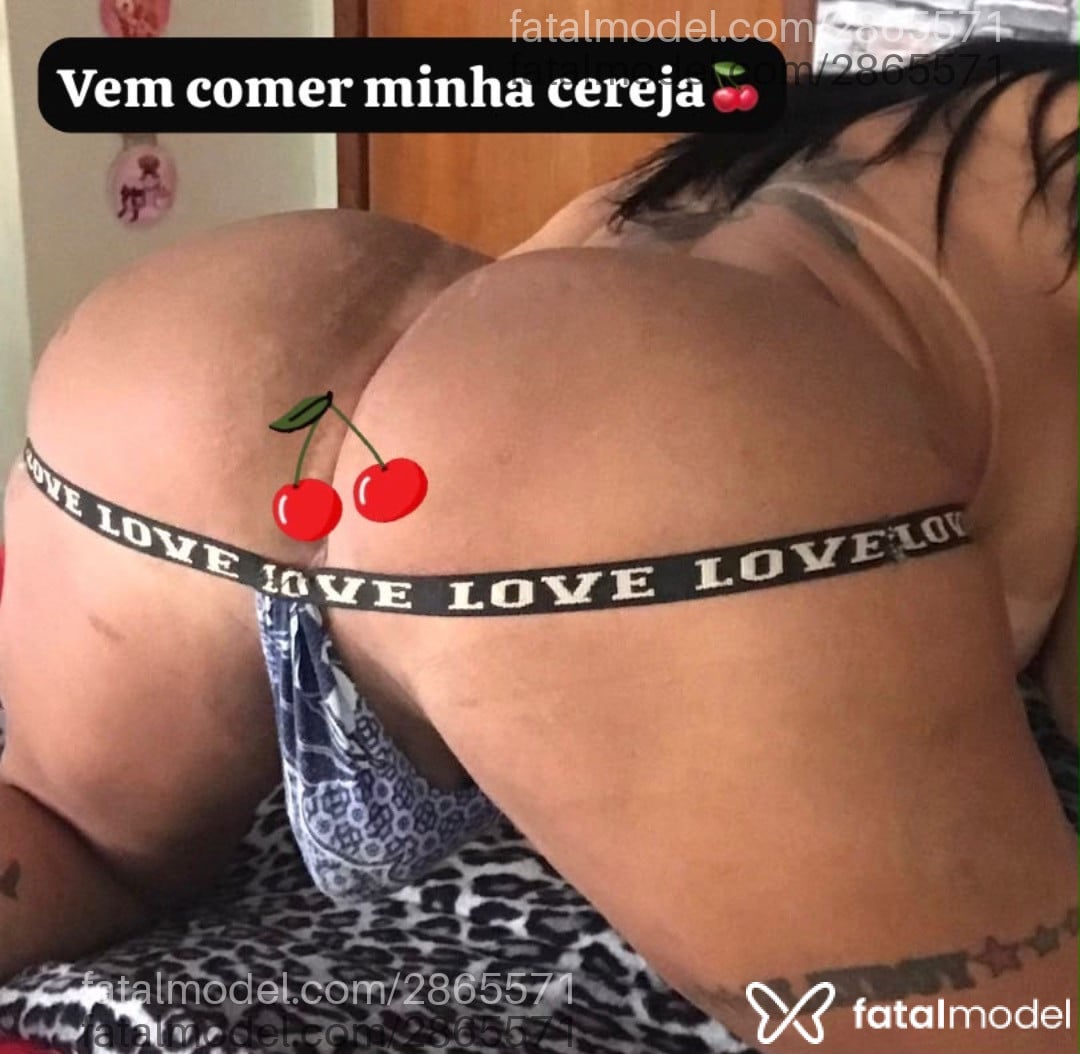 Acompanhante mulher trans morena (o) de olhos castanhos - Samantha Taylor