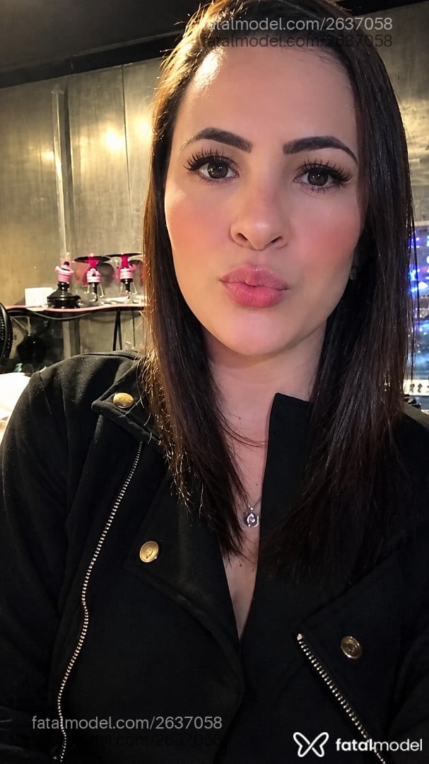 Acompanhante mulher morena (o) de olhos castanhos - Bruna Rafaella