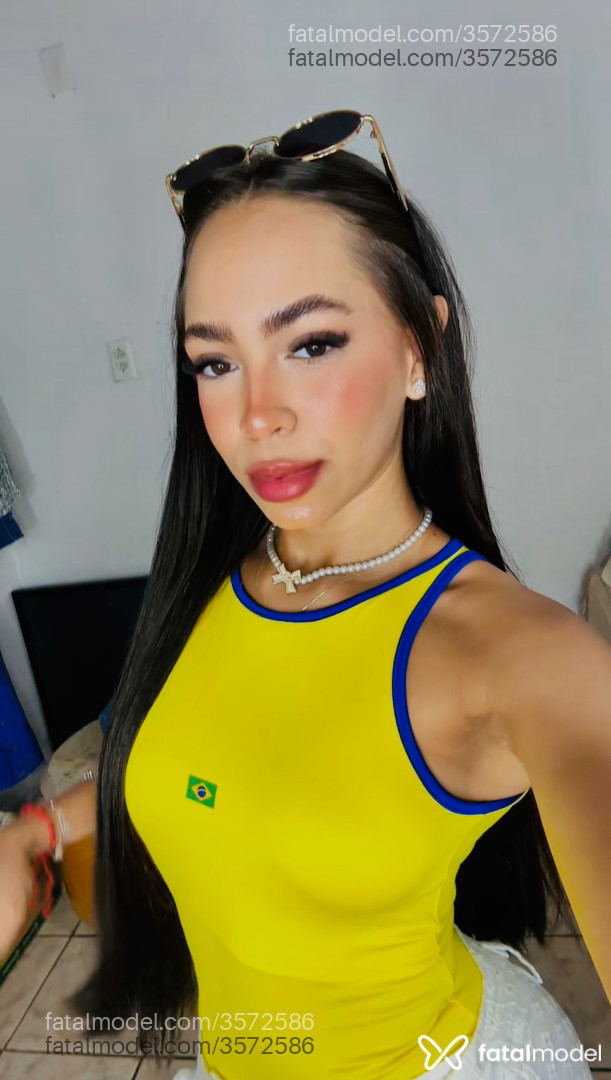 Acompanhante mulher morena (o) de olhos castanhos - Amanda Kelly