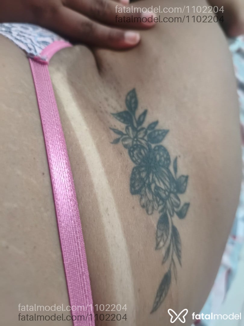 Acompanhante mulher morena (o) de olhos castanhos - Bruna Cardoso