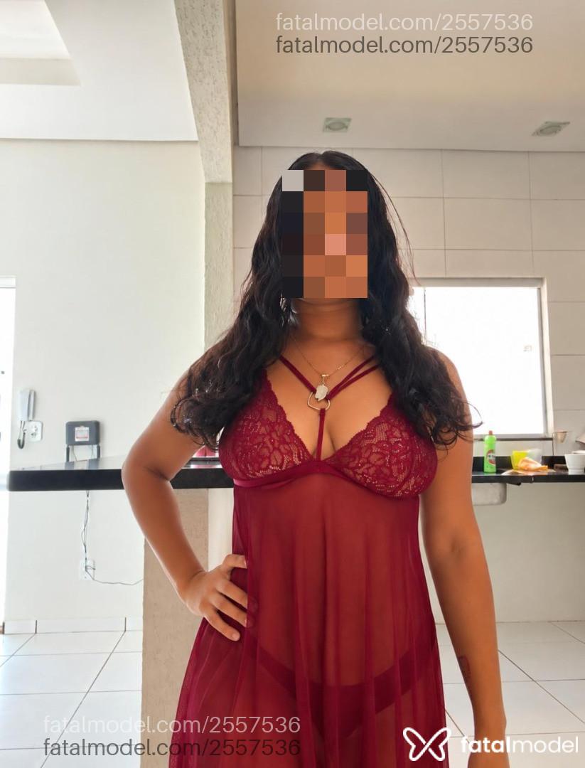 Acompanhante mulher morena (o) de olhos castanhos - Carol Mel
