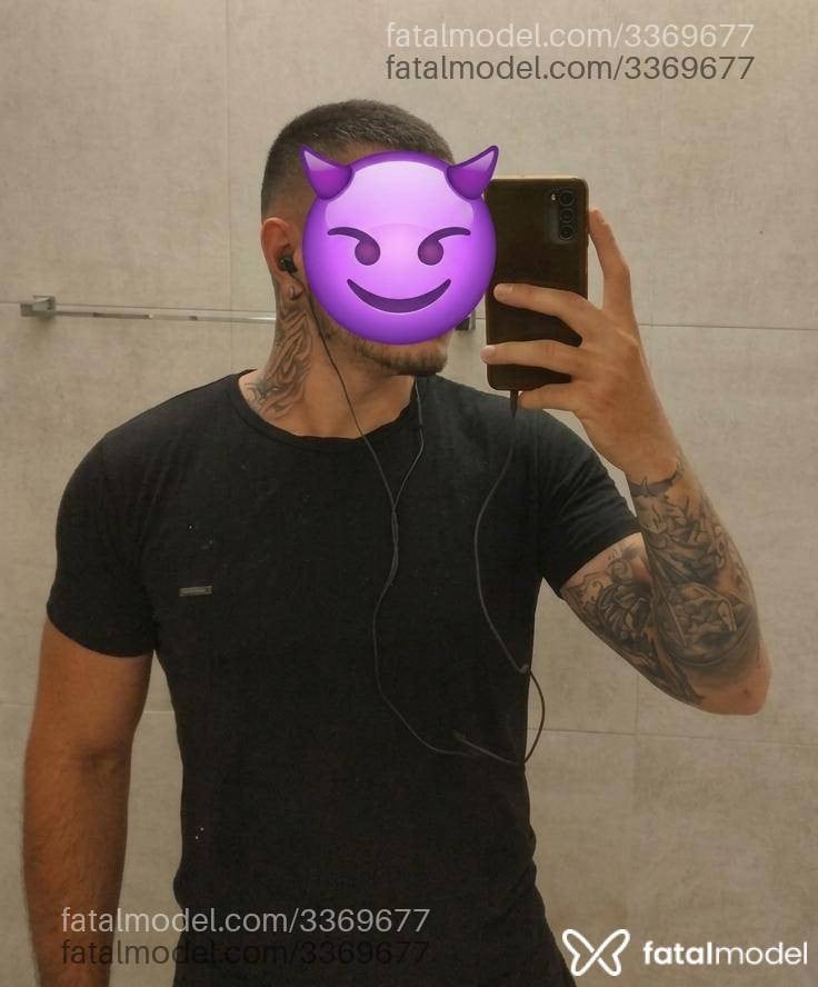 Acompanhante homem com cabelo castanho de olhos castanhos em São Paulo - Armani