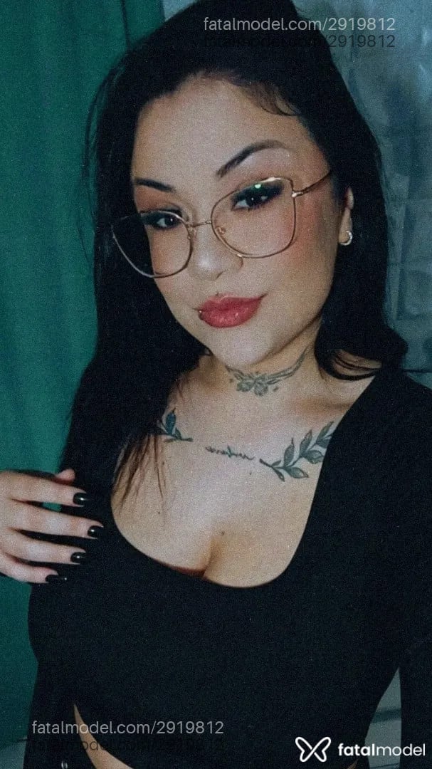 Acompanhante mulher morena (o) de olhos castanhos - Nanda