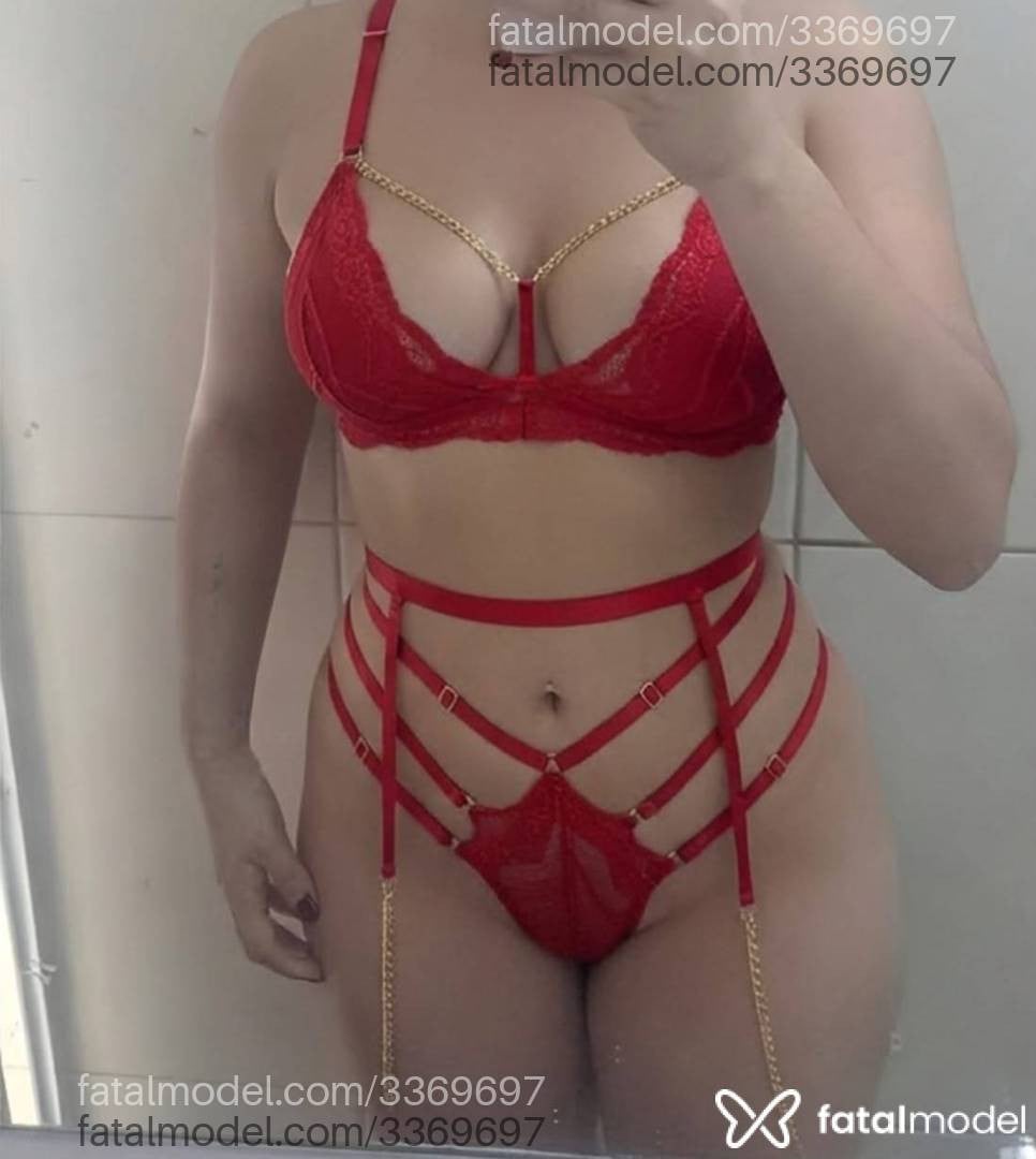 Acompanhante mulher morena (o) de olhos pretos - Malusouza
