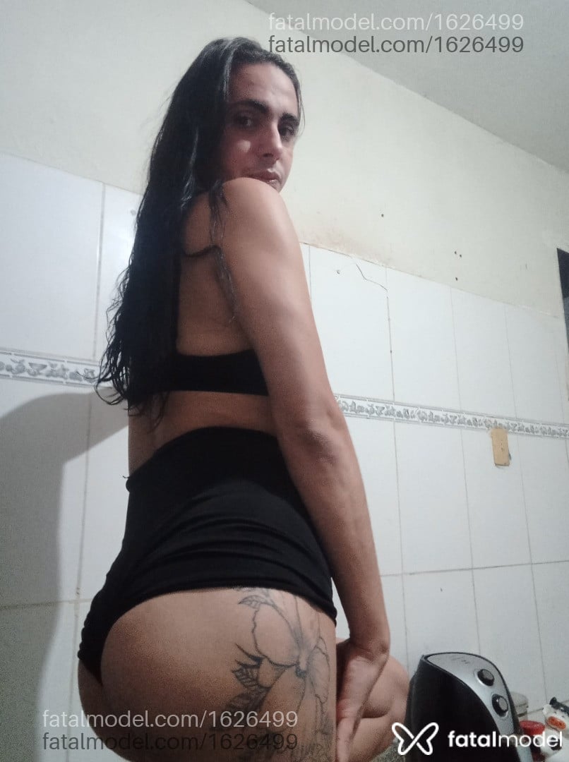 Acompanhante drag king morena (o) de olhos castanhos - Bianca Almeida