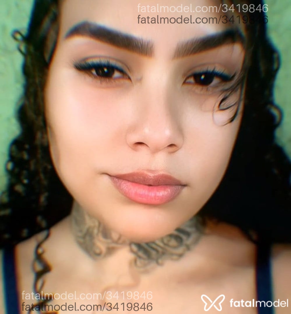 Acompanhante mulher com cabelo castanho de olhos pretos - Lari Silvaa