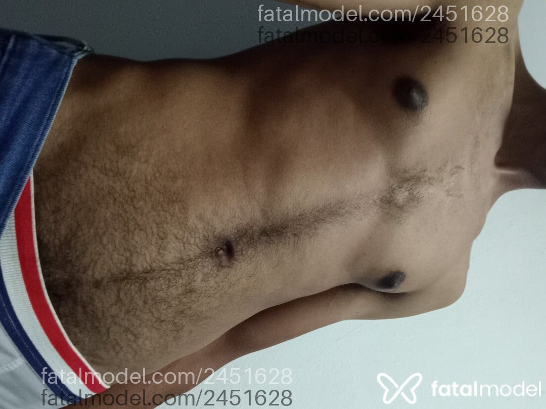 Acompanhante homem morena (o) de olhos pretos - André