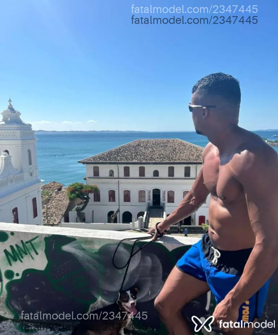 Acompanhante homem morena (o) de olhos castanhos - Neto Miranda