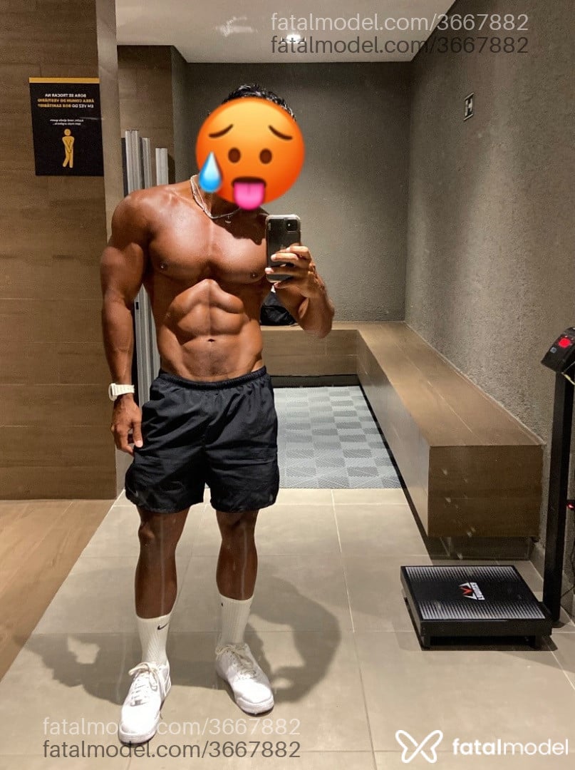 Acompanhante homem morena (o) de olhos pretos - Nathan