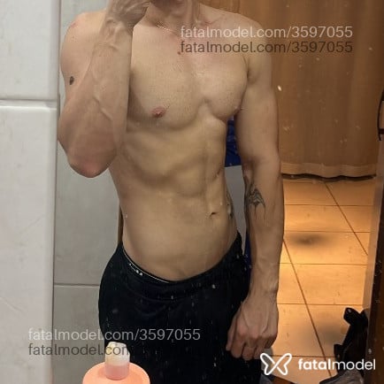 Acompanhante homem com cabelo castanho de olhos castanhos - Alex Souza