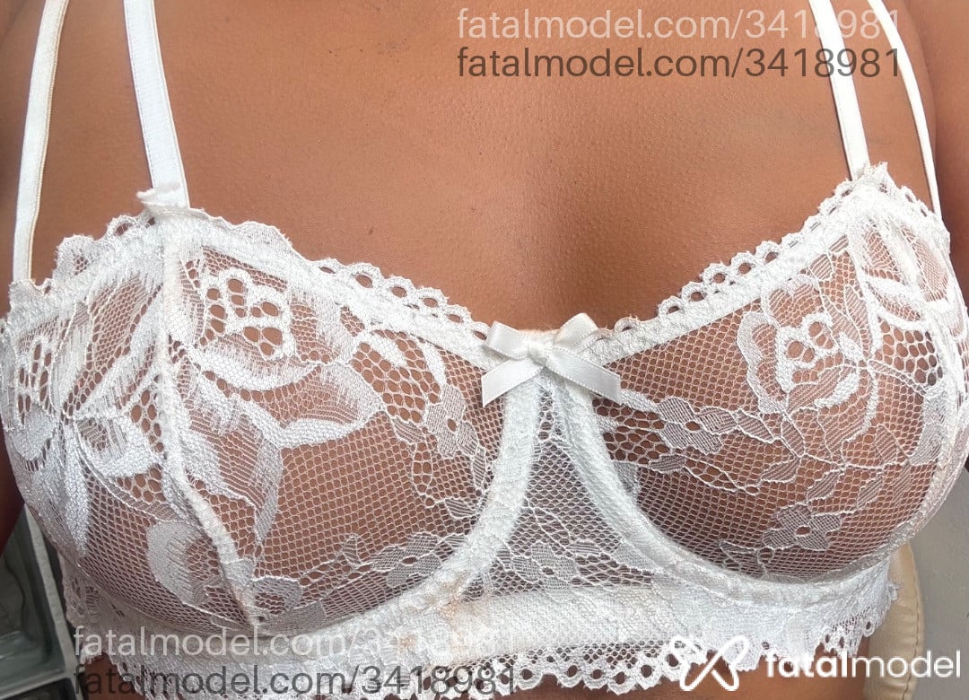 Acompanhante mulher morena (o) de olhos mel - Bella
