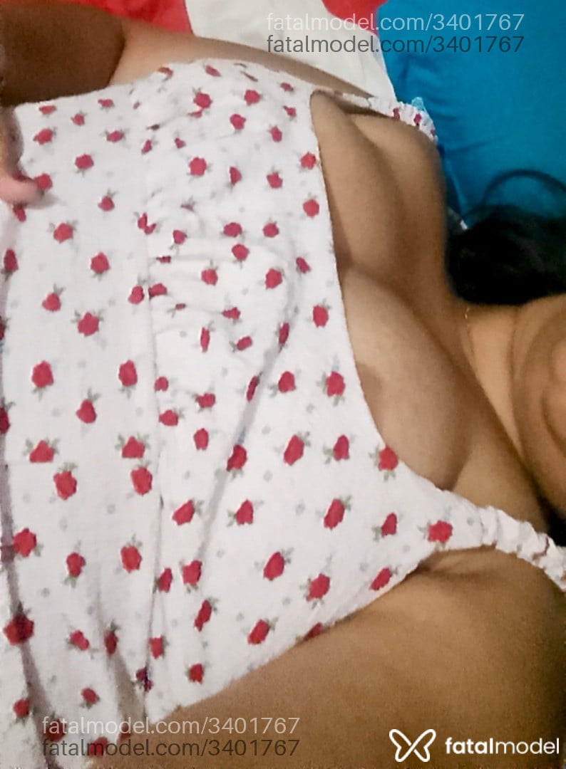 Acompanhante mulher morena (o) de olhos castanhos - Mary Isa
