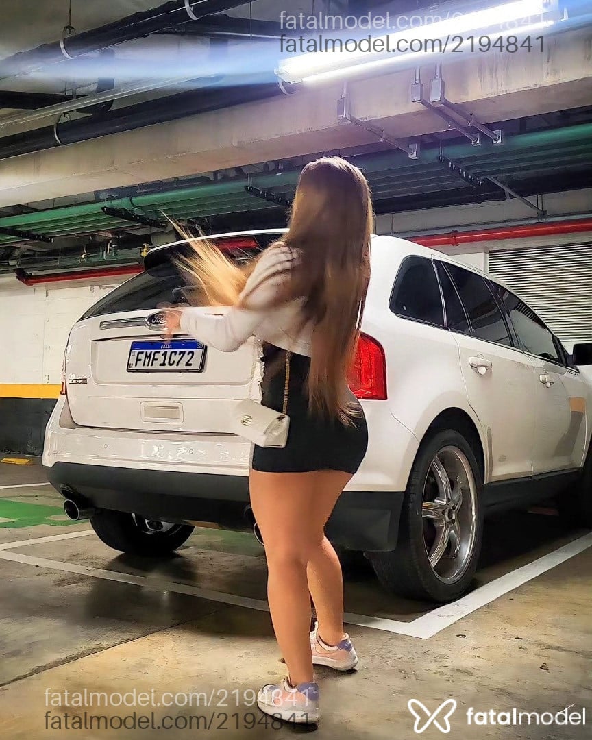 Acompanhante mulher loira (o) de olhos verdes - Isadora Bela