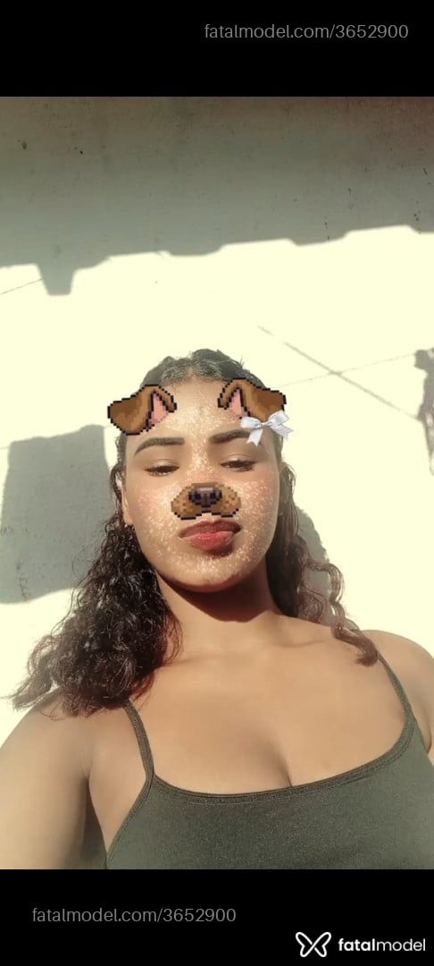 Acompanhante mulher morena (o) de olhos castanhos - Talita