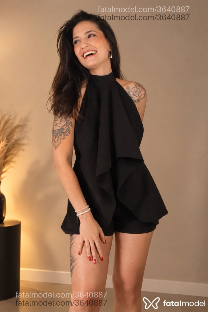 Acompanhante mulher morena (o) de olhos castanhos - Lorena Cobianchi