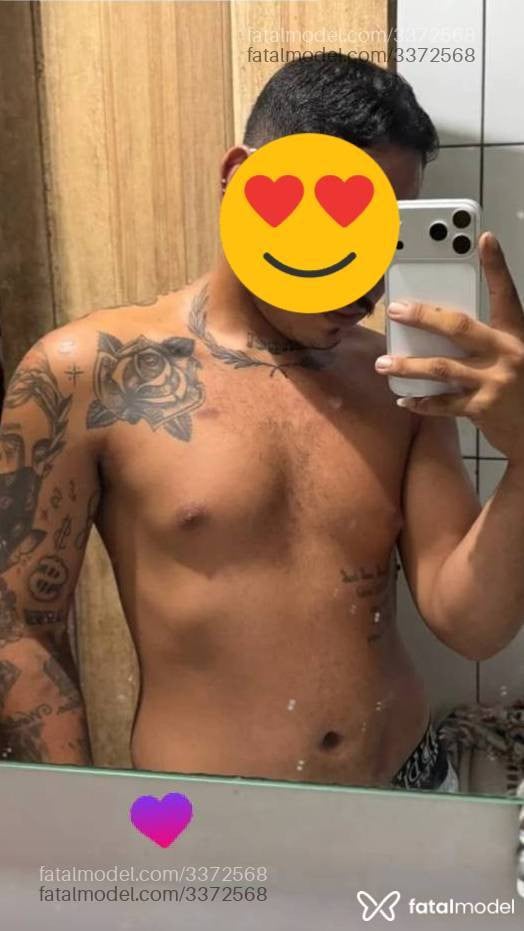 Acompanhante homem morena (o) de olhos castanhos - Angel