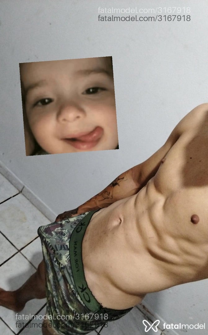 Acompanhante homem morena (o) de olhos castanhos - Andrey