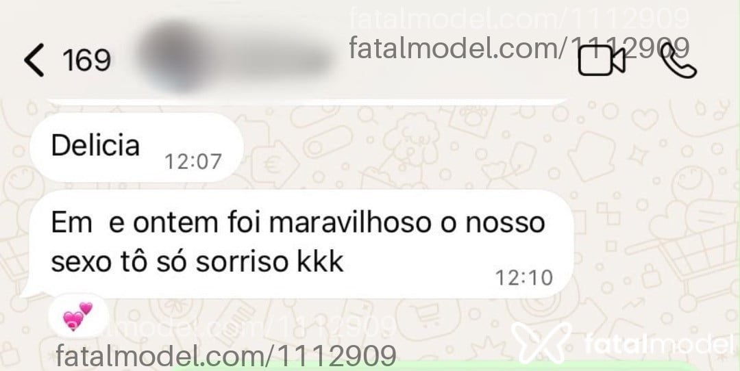 Acompanhante mulher morena (o) de olhos pretos - Jheni