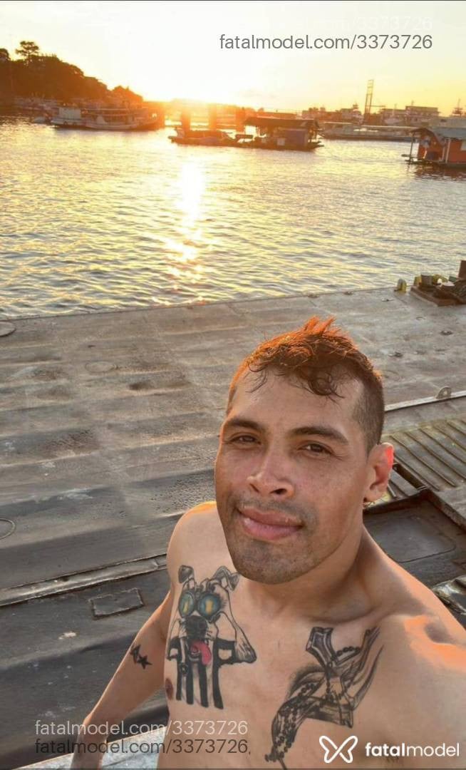 Acompanhante homem morena (o) de olhos pretos em Itajaí - Eduardo