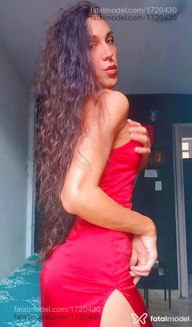 Acompanhante mulher trans morena (o) de olhos castanhos - Luamakeups