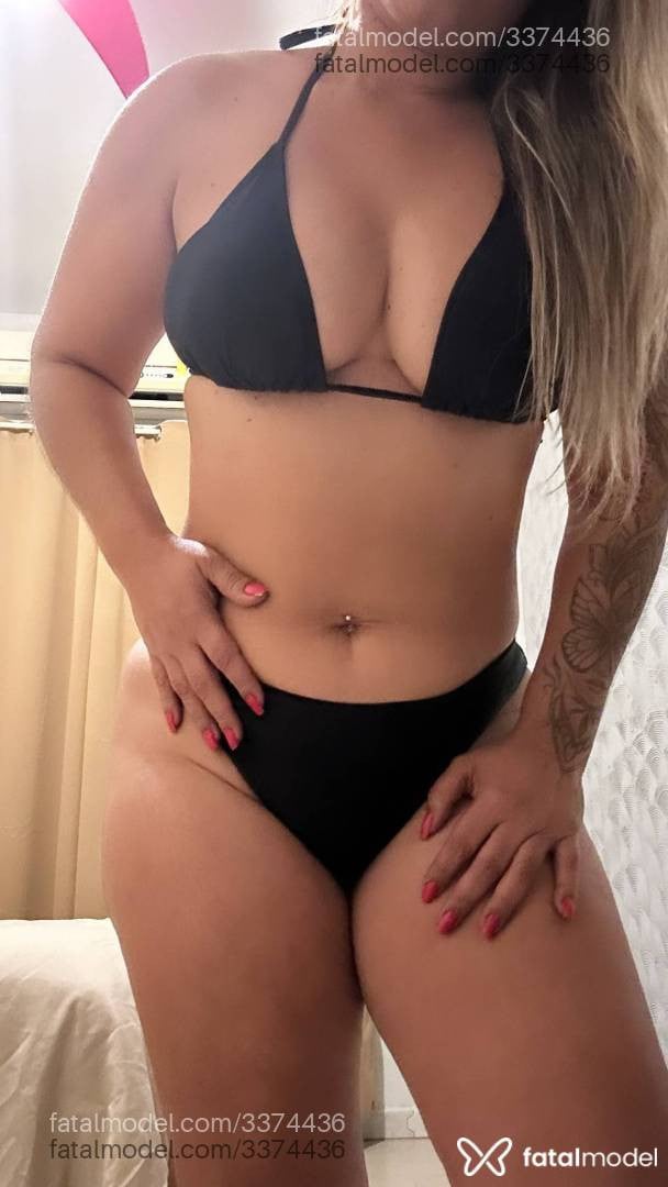 Acompanhante mulher loira (o) de olhos castanhos em Jaraguá do Sul - Mayaa
