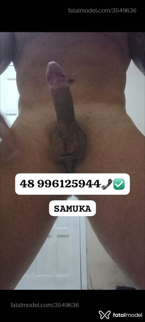 Acompanhante homem com cabelo castanho de olhos pretos - Samuka Ieda
