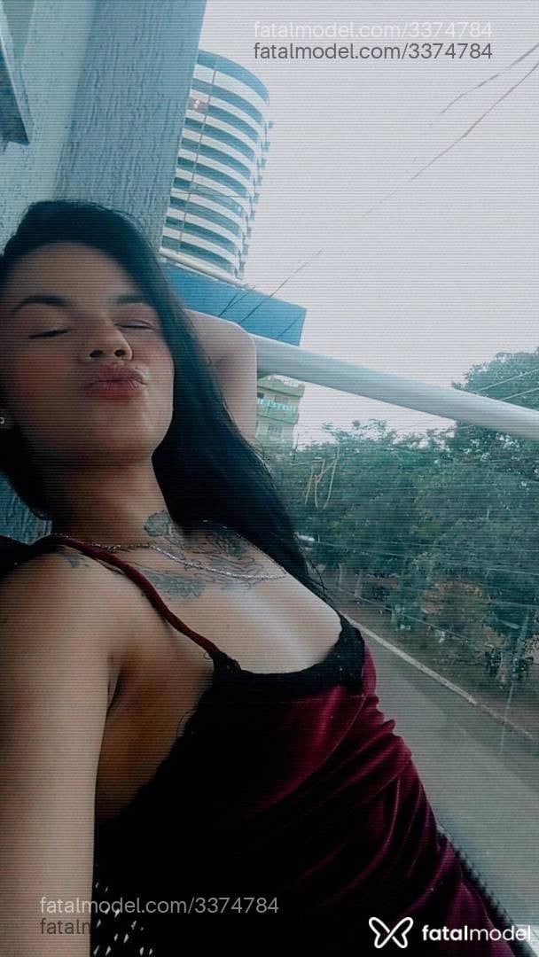 Acompanhante mulher morena (o) de olhos castanhos - Amyy