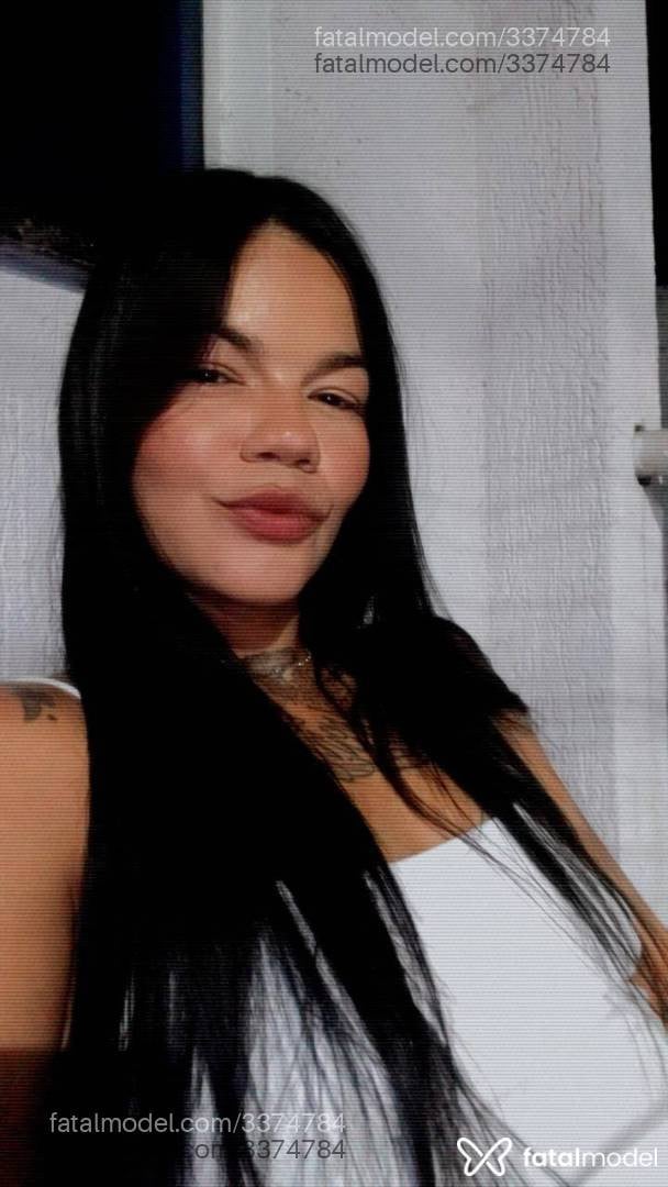 Acompanhante mulher morena (o) de olhos castanhos - Amyy