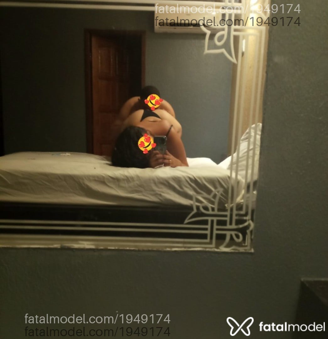 Acompanhante mulher morena (o) de olhos pretos - Morena Sesxy